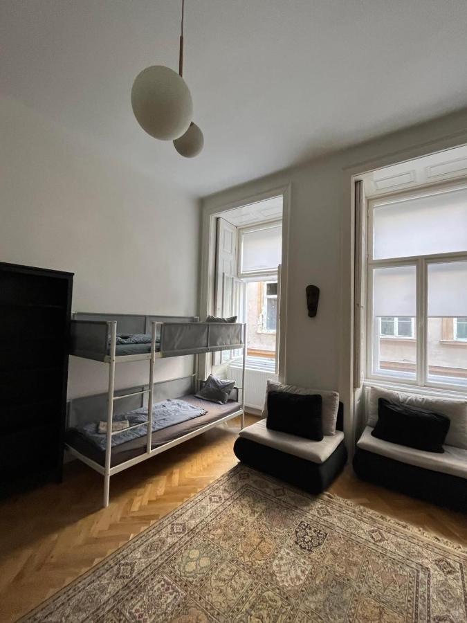 Love, Peace & Easy Living Apartman